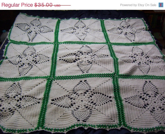 Hand Crocheted Afghan White And Green Lacy Flower Granny Square Afghan